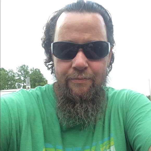 Meet your Posher, Robert - Picture 1 of 1